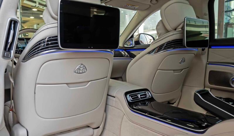 
								Mercedes Maybach S580 full									