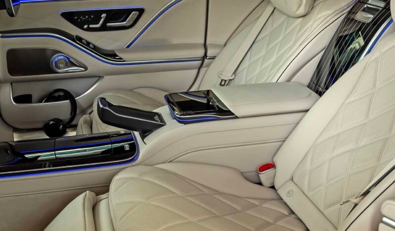 
								Mercedes Maybach S580 full									