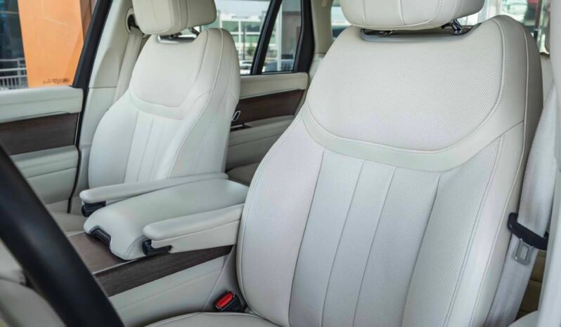 
								Range Rover full									