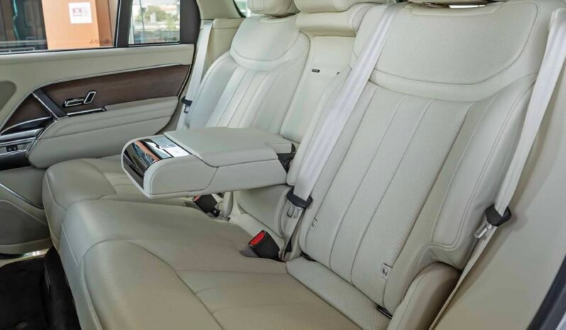 
								Range Rover full									