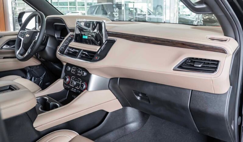 
								Chevrolet Tahoe full									