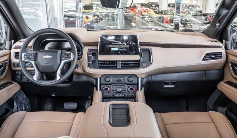 
								Chevrolet Tahoe full									