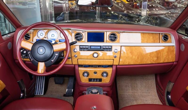 
								Rolls Royce Phantom full									