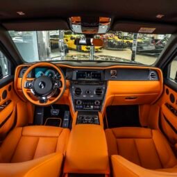 
										Rolls Royce Cullinan full									