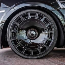 
										Rolls Royce Cullinan full									