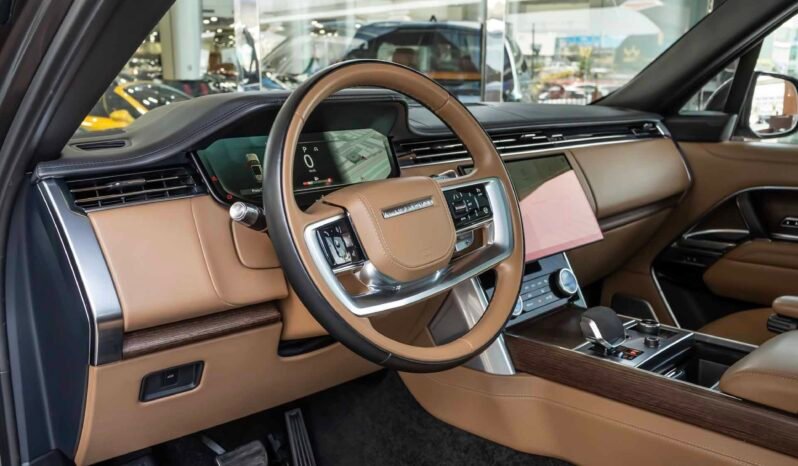 
								Range Rover full									
