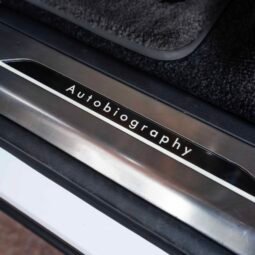 
										Range Rover full									