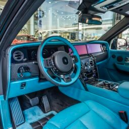 
										Rolls Royce Cullinan full									