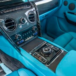 
										Rolls Royce Cullinan full									