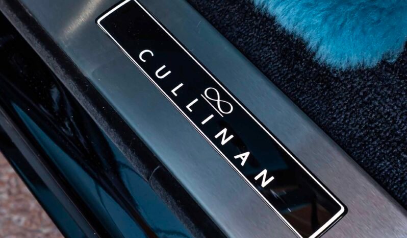 
								Rolls Royce Cullinan full									