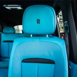 
										Rolls Royce Cullinan full									