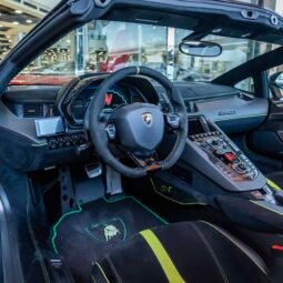 
										Lamborghini Aventador full									