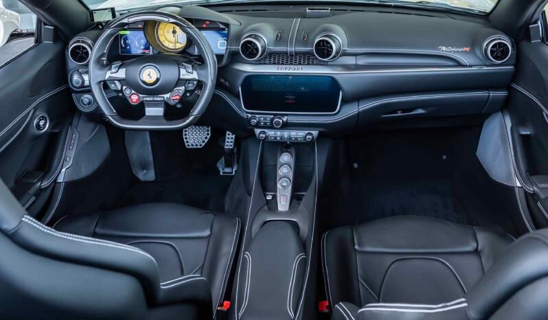 
								Ferrari Portofino M full									