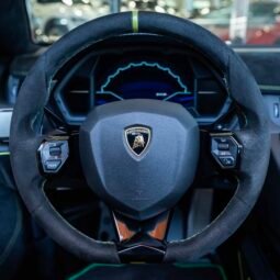 
										Lamborghini Aventador full									