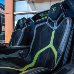 
										Lamborghini Aventador full									
