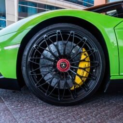 
										Lamborghini Aventador full									