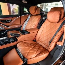 
										Mercedes Maybach S680 full									