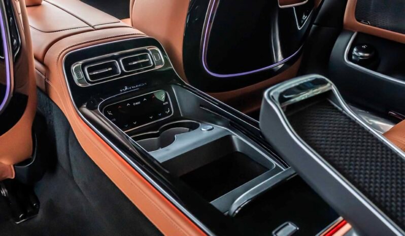 
								Mercedes Maybach S680 full									