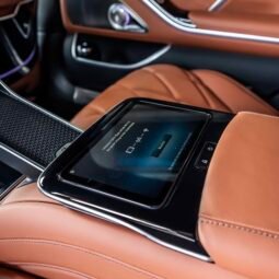 
										Mercedes Maybach S680 full									