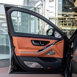 
										Mercedes Maybach S680 full									