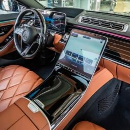 
										Mercedes Maybach S680 full									
