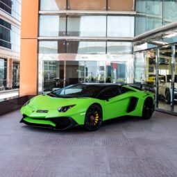 
										Lamborghini Aventador full									