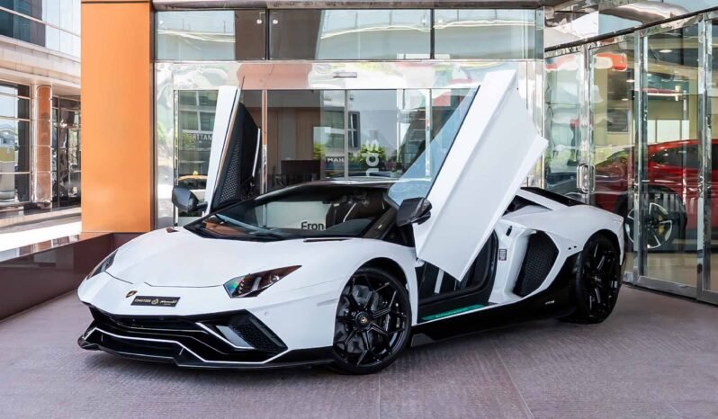 
								Lamborghini Aventador full									