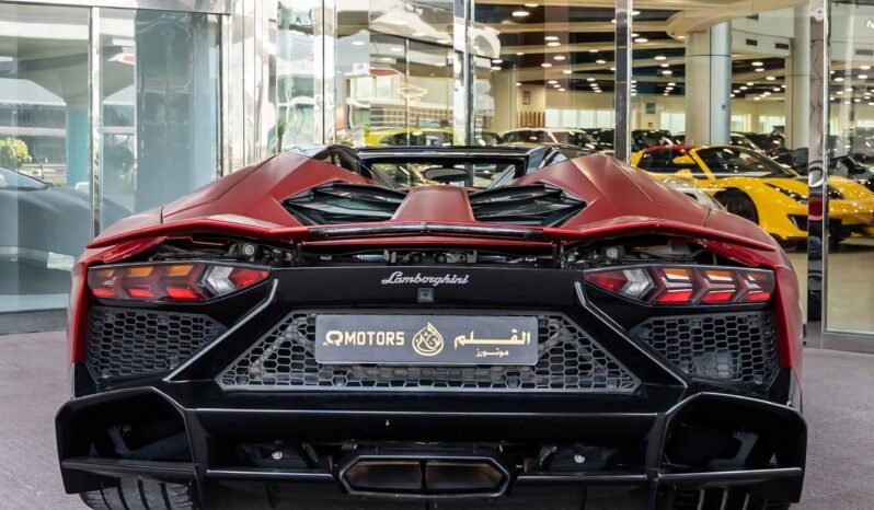 
								Lamborghini Aventador LP720 full									