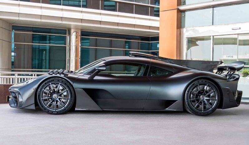 
								Mercedes AMG ONE full									