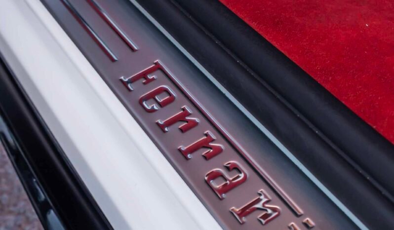 
								Ferrari Purosangue full									