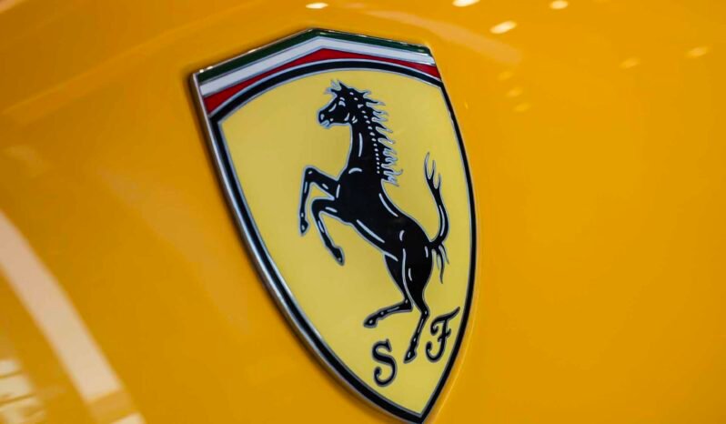 
								Ferrari 812 Superfast full									