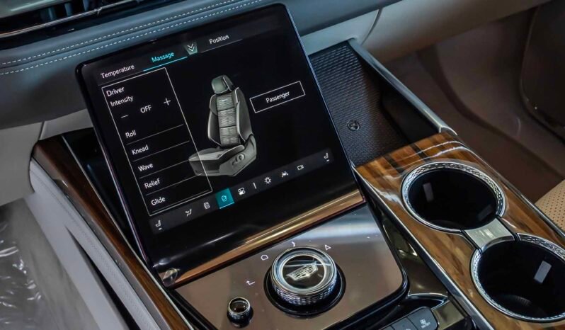 
								Cadillac Escalade full									