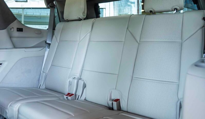 
								Cadillac Escalade full									