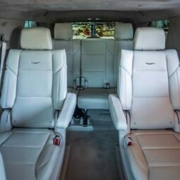 
										Cadillac Escalade full									