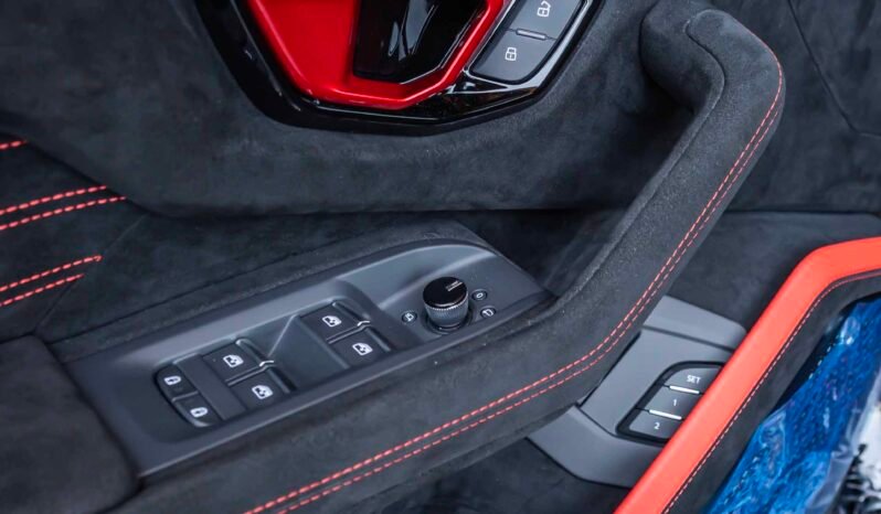 
								Lamborghini Urus Performance full									