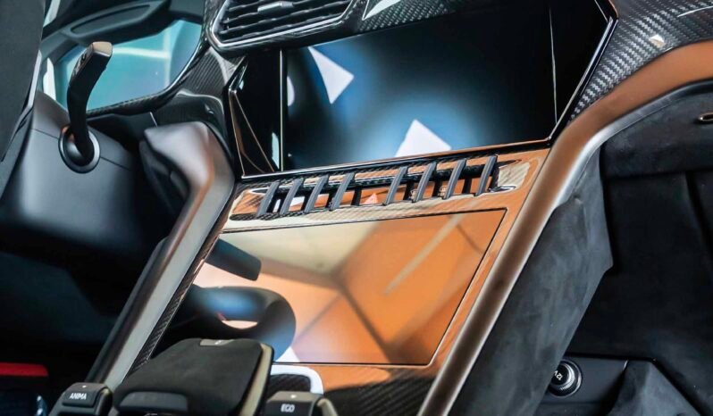 
								Lamborghini Urus Performance full									