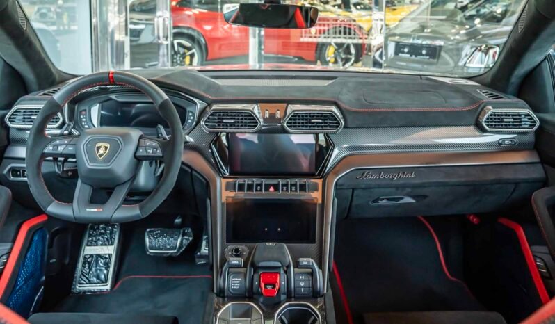 
								Lamborghini Urus Performance full									
