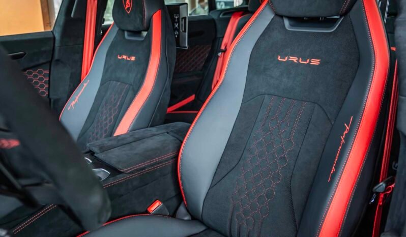
								Lamborghini Urus Performance full									