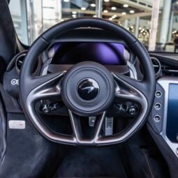 
										Mclaren 750s full									