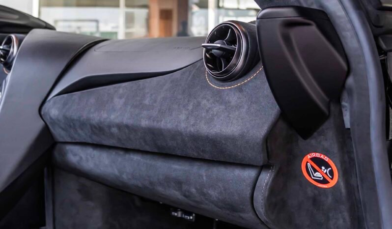 
								Mclaren 750s full									