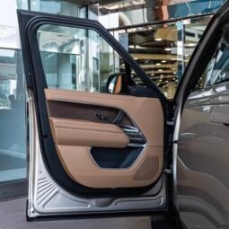 
										Range Rover full									
