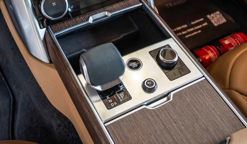 
								Range Rover full									