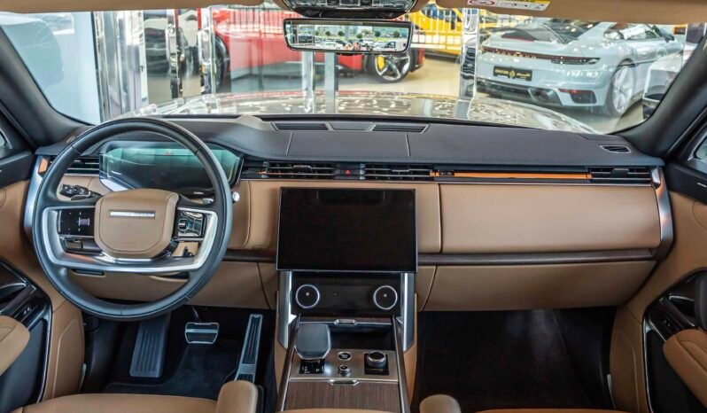 
								Range Rover full									