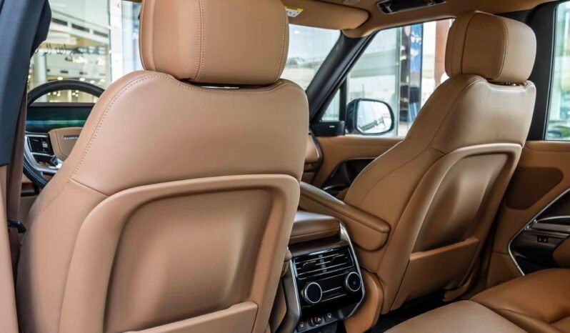 
								Range Rover full									