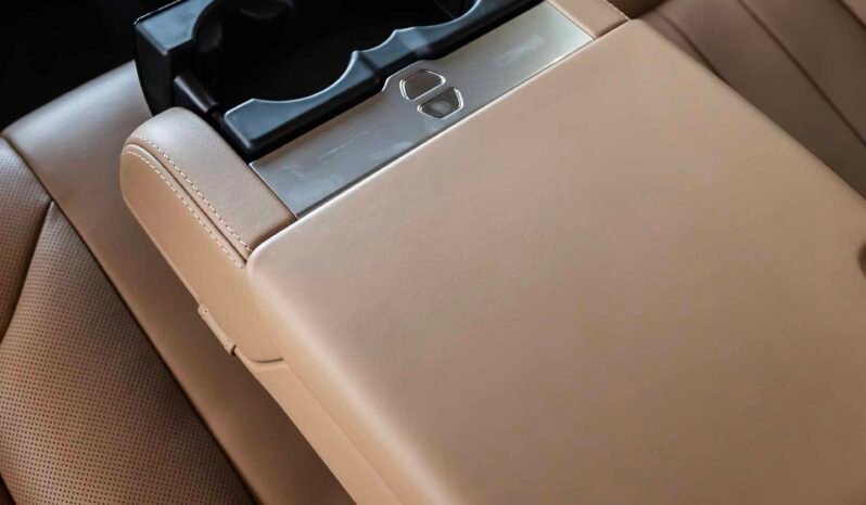 
								Range Rover full									