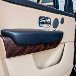 
										Rolls Royce Cullinan Keyvany full									