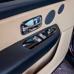 
										Rolls Royce Cullinan Keyvany full									