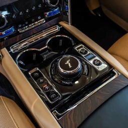 
										Rolls Royce Cullinan Keyvany full									