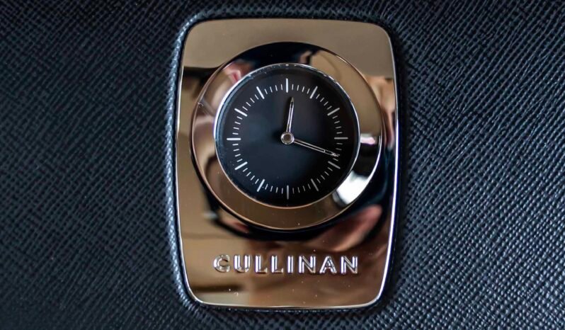 
								Rolls Royce Cullinan Keyvany full									