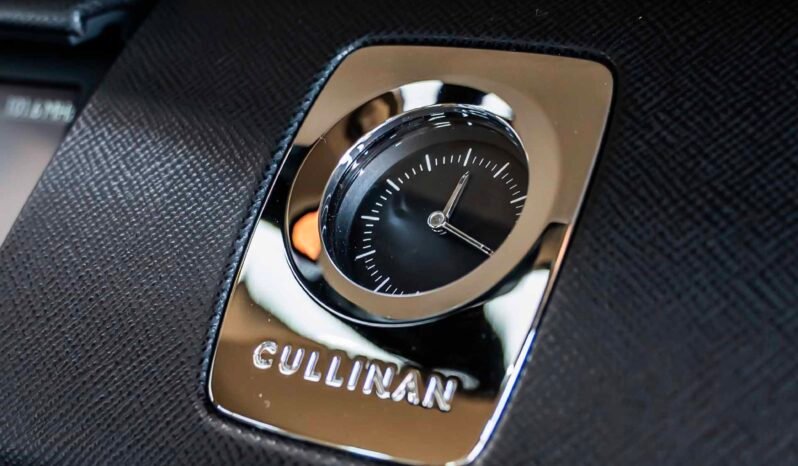 
								Rolls Royce Cullinan Keyvany full									